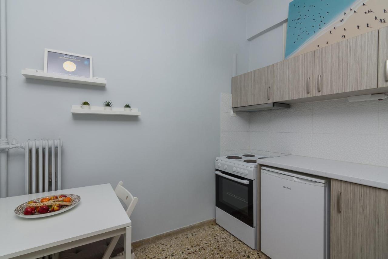 Kerameikos Metro Apartment For 4 Athens Exterior photo
