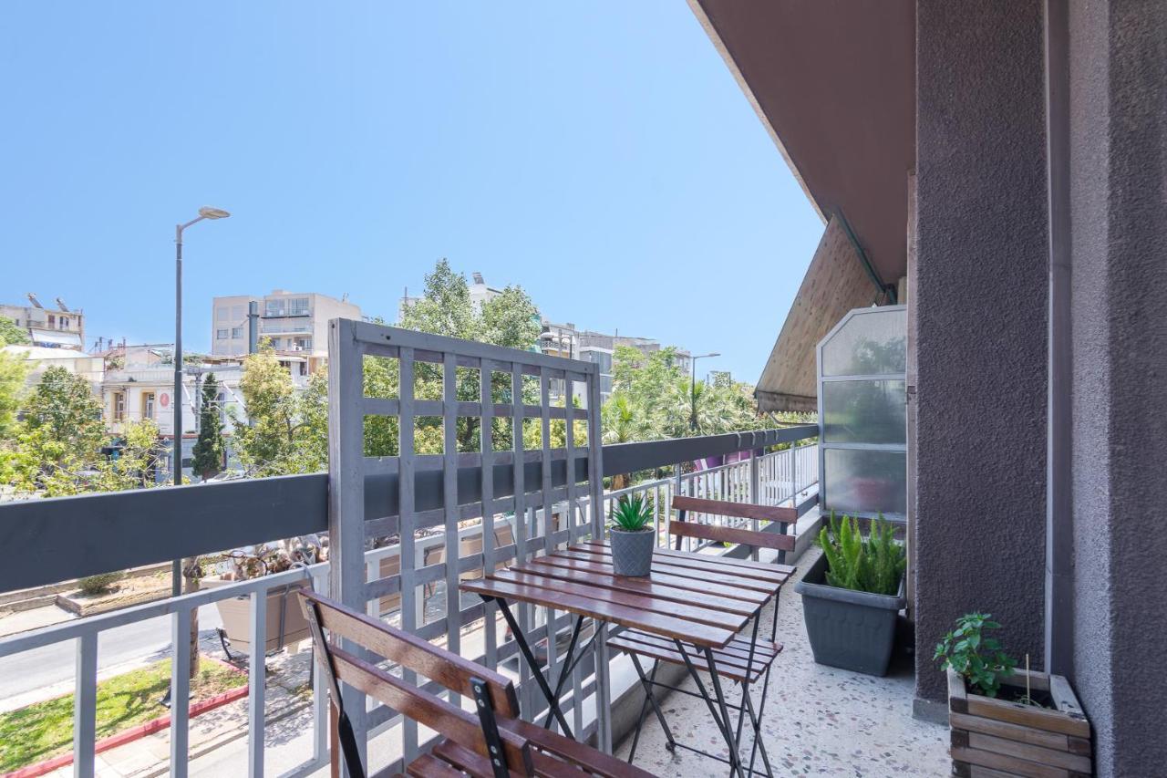 Kerameikos Metro Apartment For 4 Athens Exterior photo